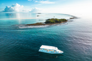 scuba diving holidays liveaboards